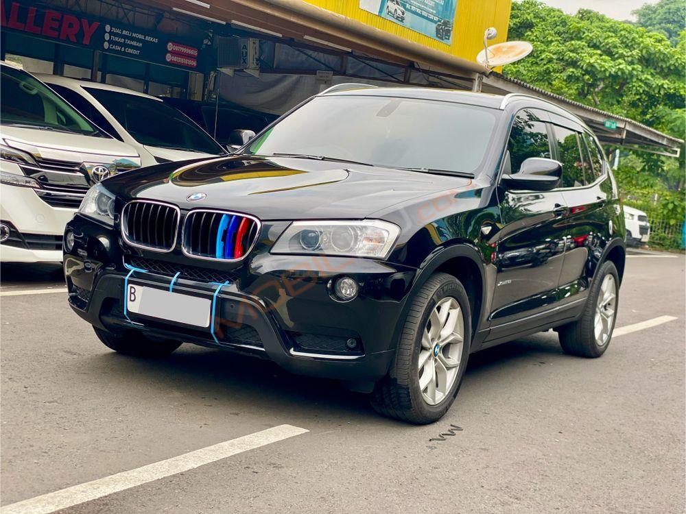 Mobil BMW X3 2012