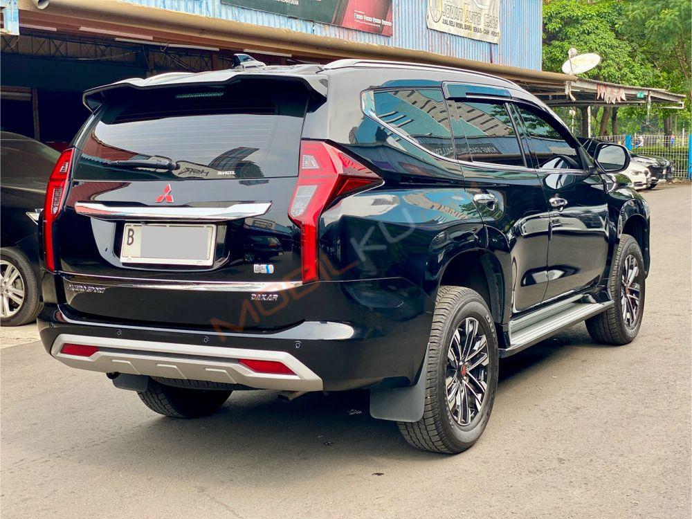 Mobil Mitsubishi Pajero Sport 2023