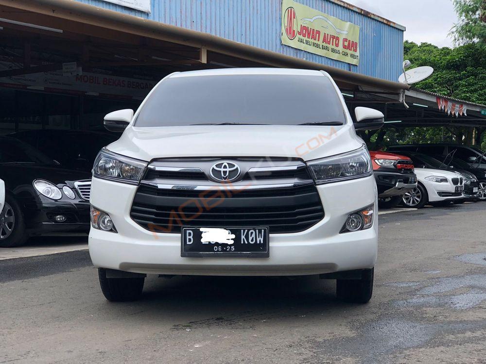 Mobil Toyota Kijang Innova 2020