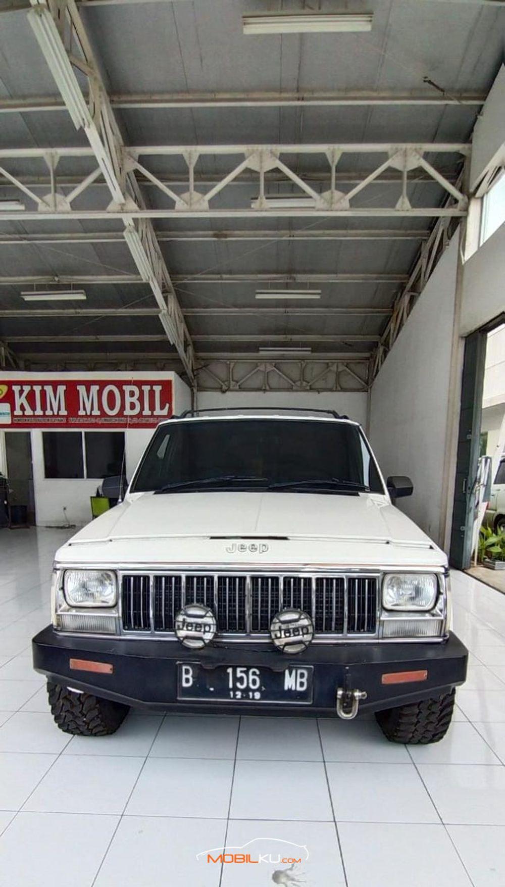 Mobil Jeep Cherokee 1994