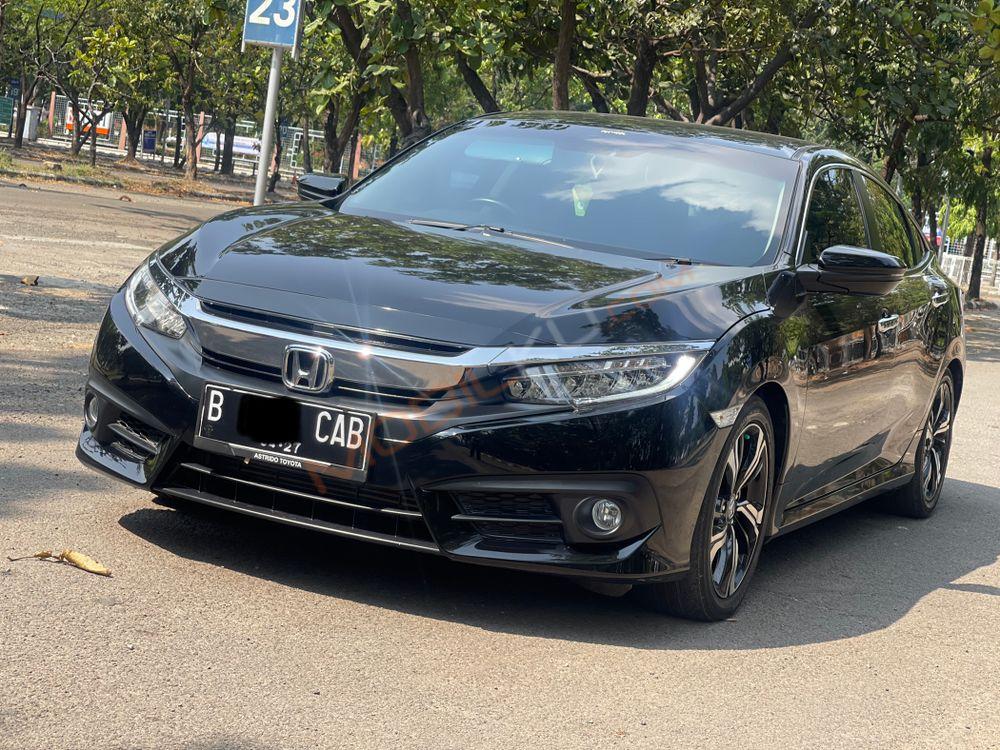 Mobil Honda Civic Sedan 2017