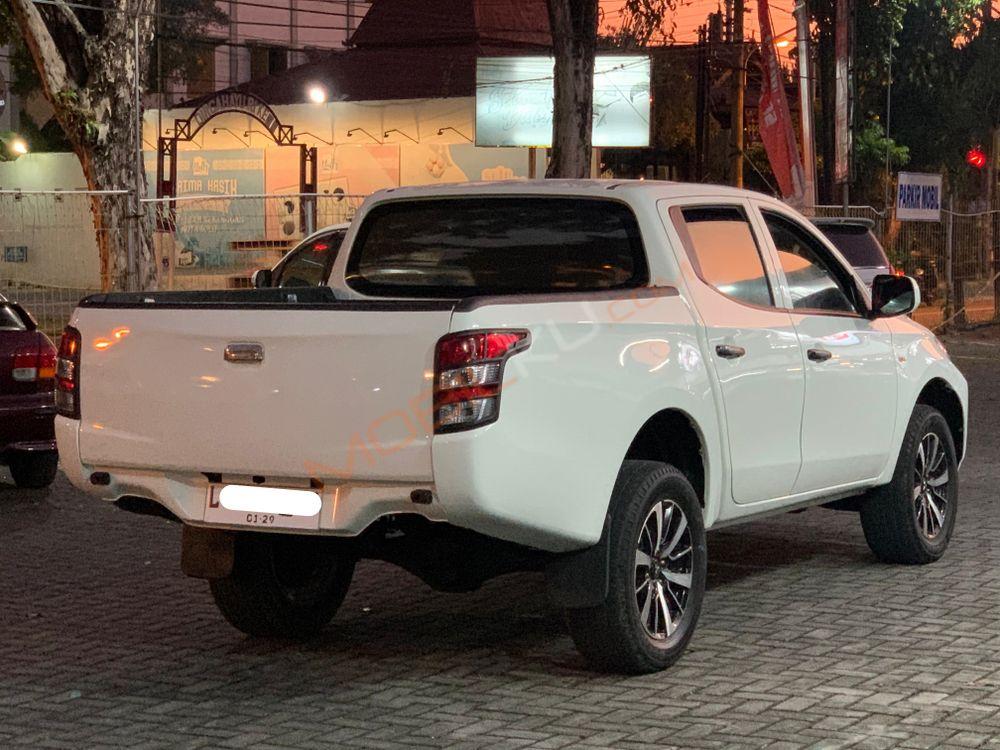 Mobil Mitsubishi Triton 2018