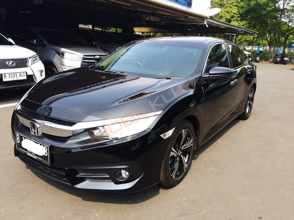 Mobil Honda Civic Sedan 2017