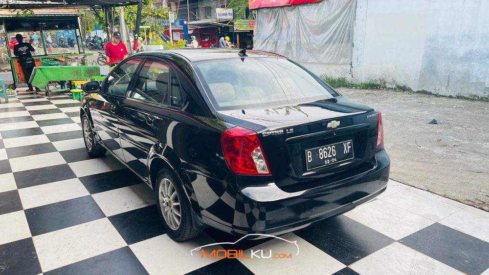 Mobil Chevrolet Optra 2003