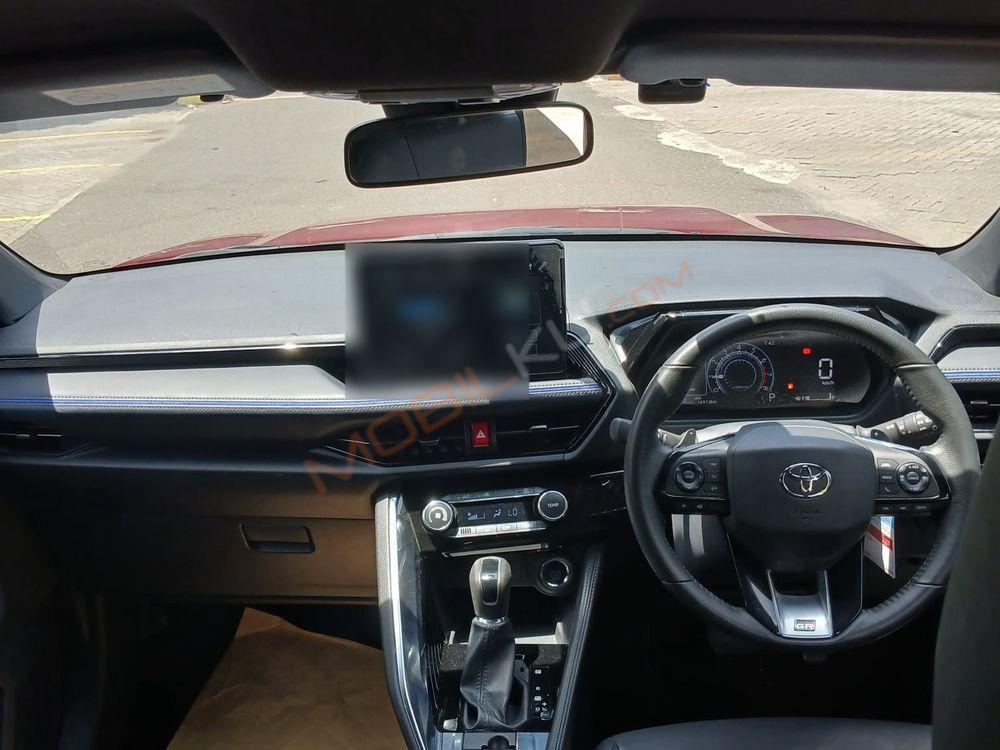 Mobil Toyota Yaris Cross 2023