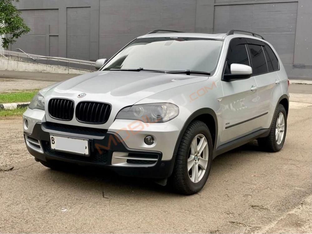 Mobil BMW X5 2008