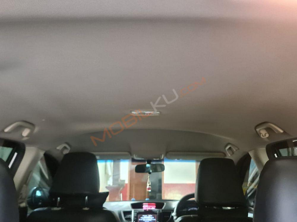 Mobil Honda CR-V 2016