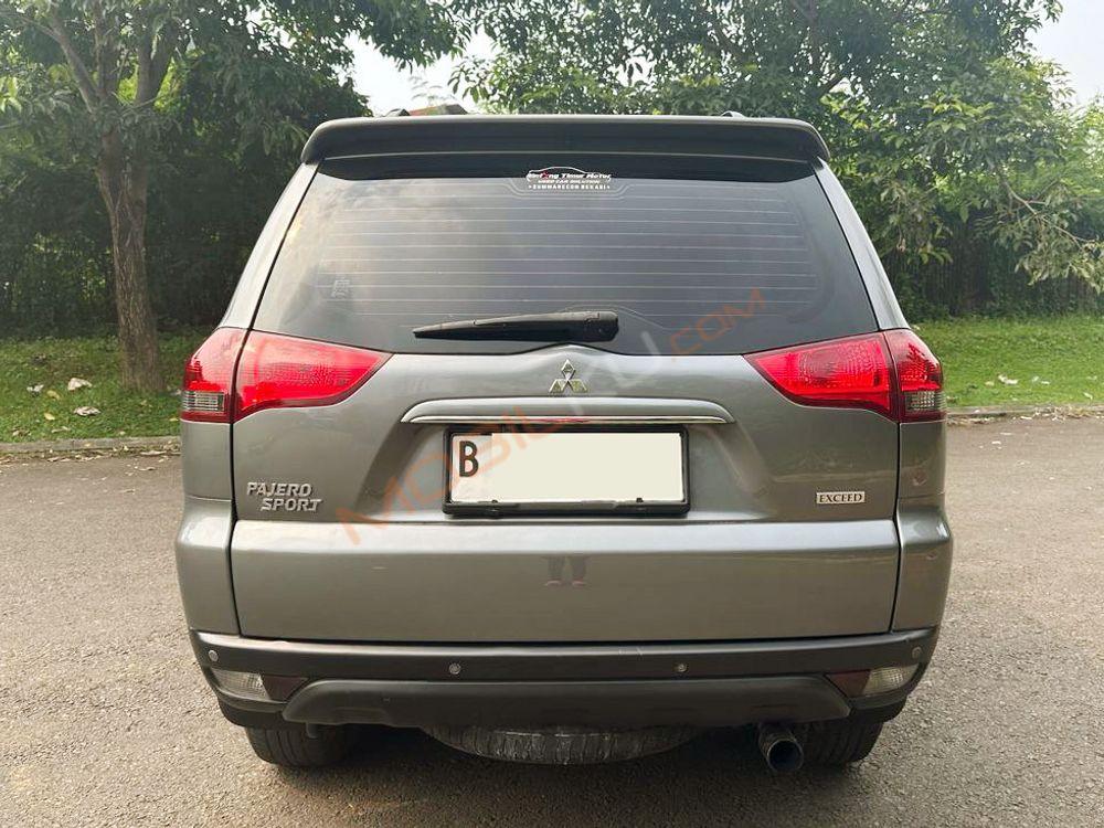 Mobil Mitsubishi Pajero Sport 2013