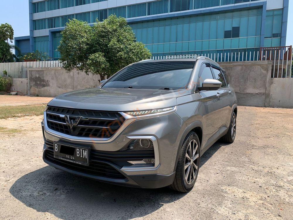 Mobil Wuling Almaz 2019
