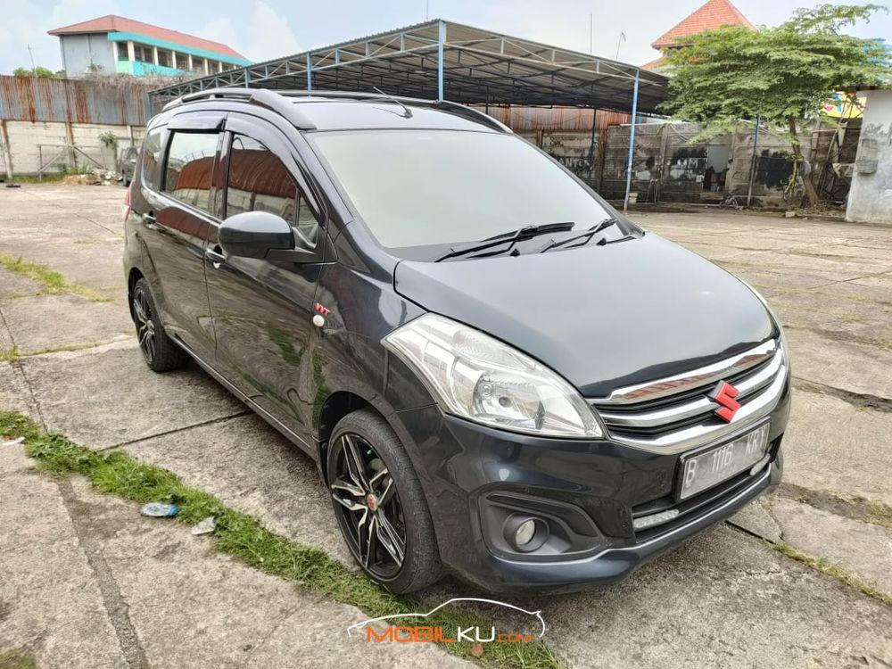 Mobil Suzuki Ertiga 2015