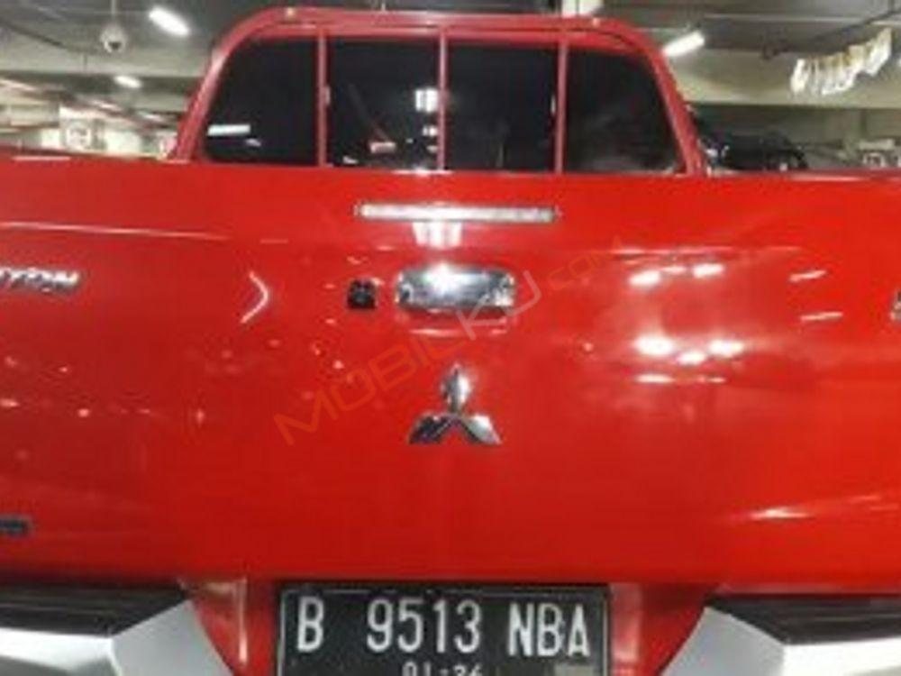 Mobil Mitsubishi Triton 2018