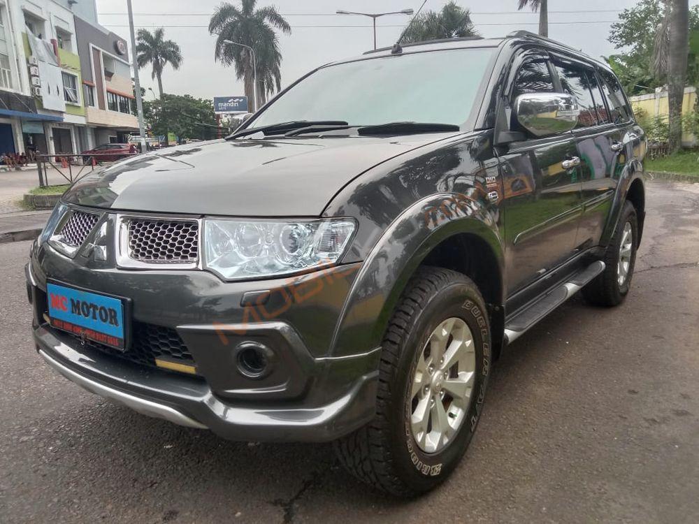 Mobil Mitsubishi Pajero Sport 2013