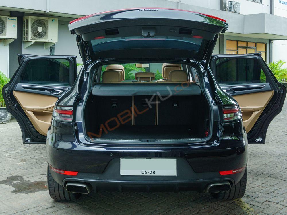 Mobil Porsche Macan 2019