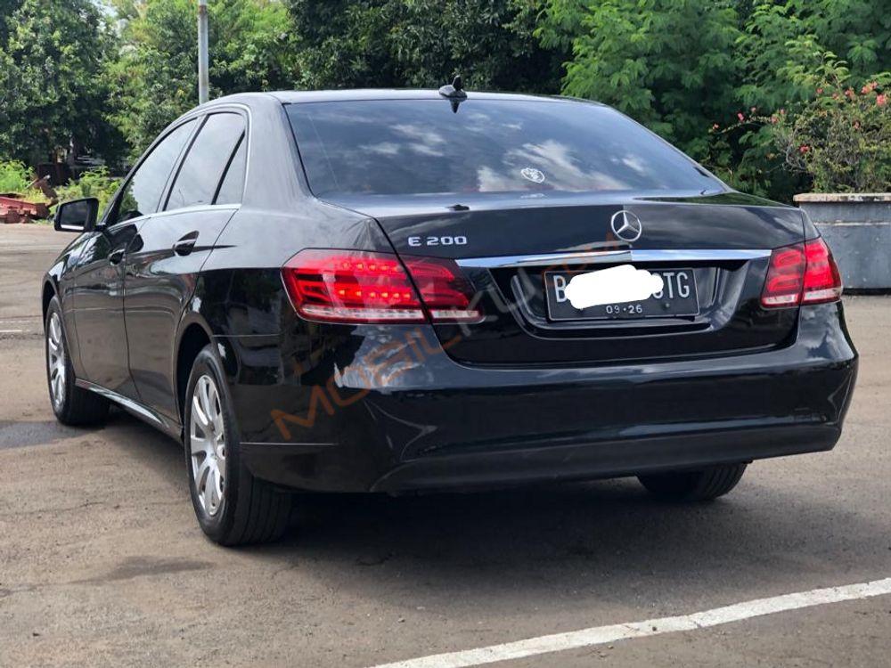 Mobil Mercedes-Benz E-Class 2016