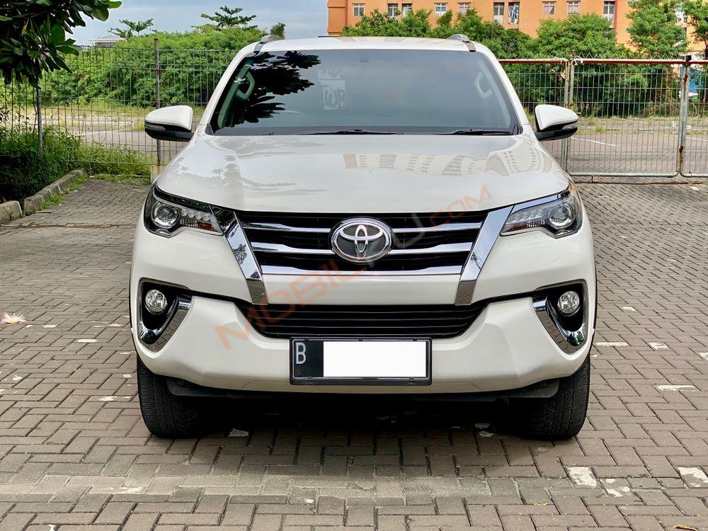 Mobil Toyota Fortuner 2016