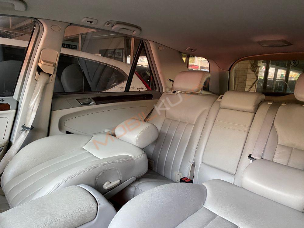 Mobil Mercedes-Benz ML 2006