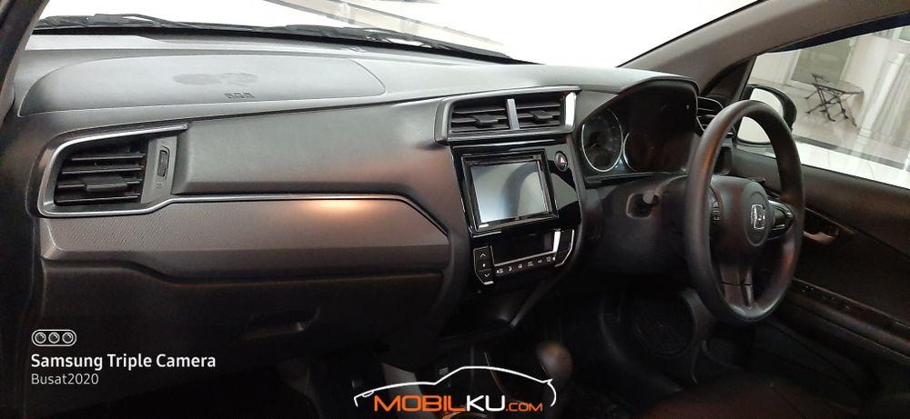Mobil Honda Mobilio 2017