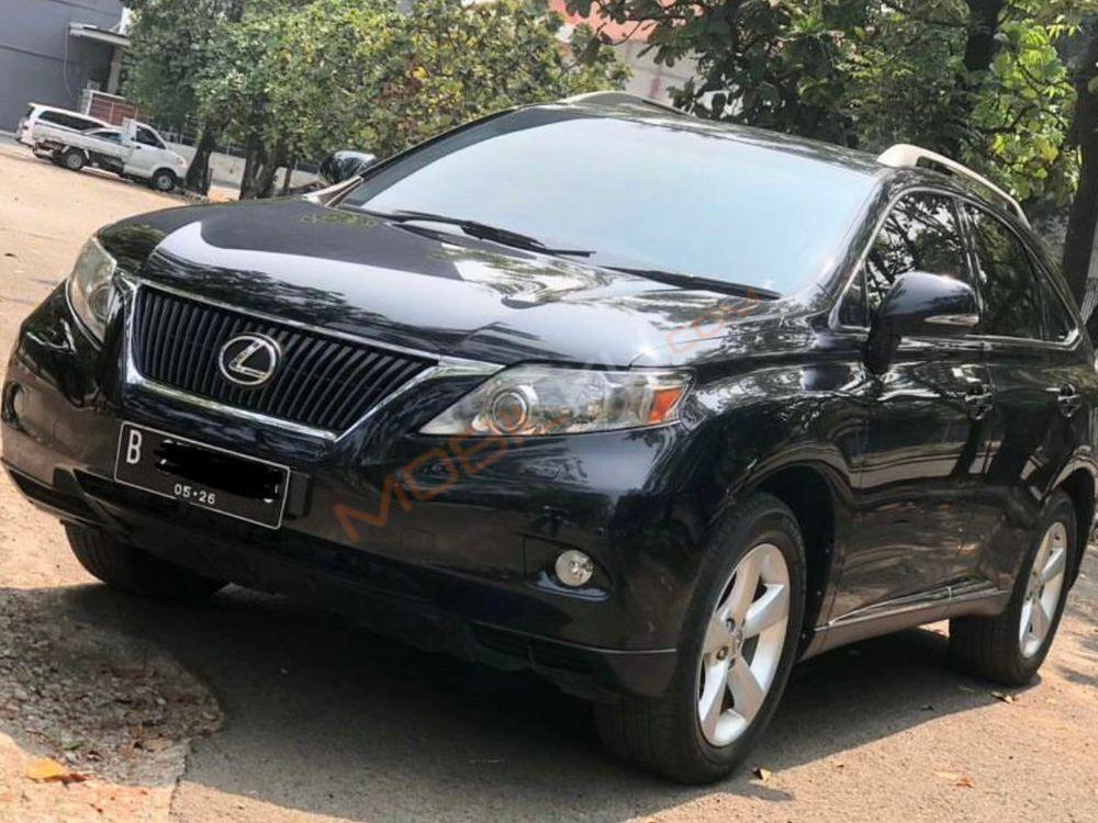 Mobil Lexus RX 2011