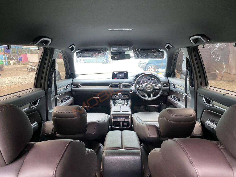 Mobil Mazda 8 2022
