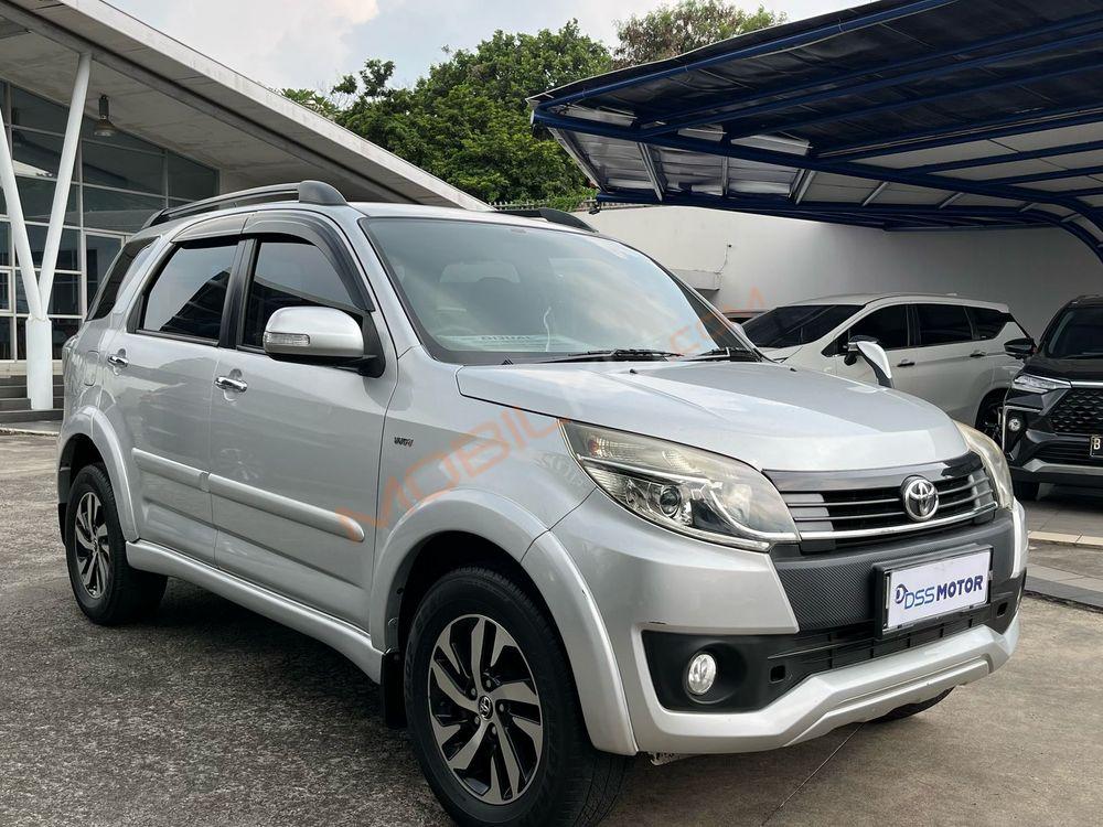 Mobil Toyota Rush 2016