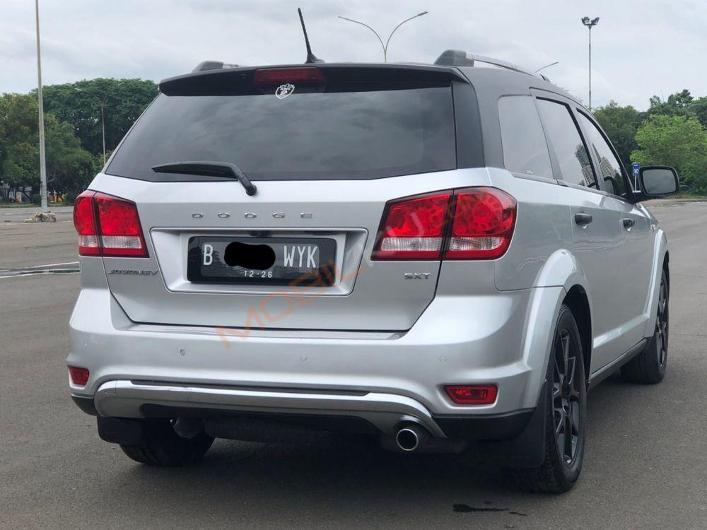 Mobil Dodge Journey 2014