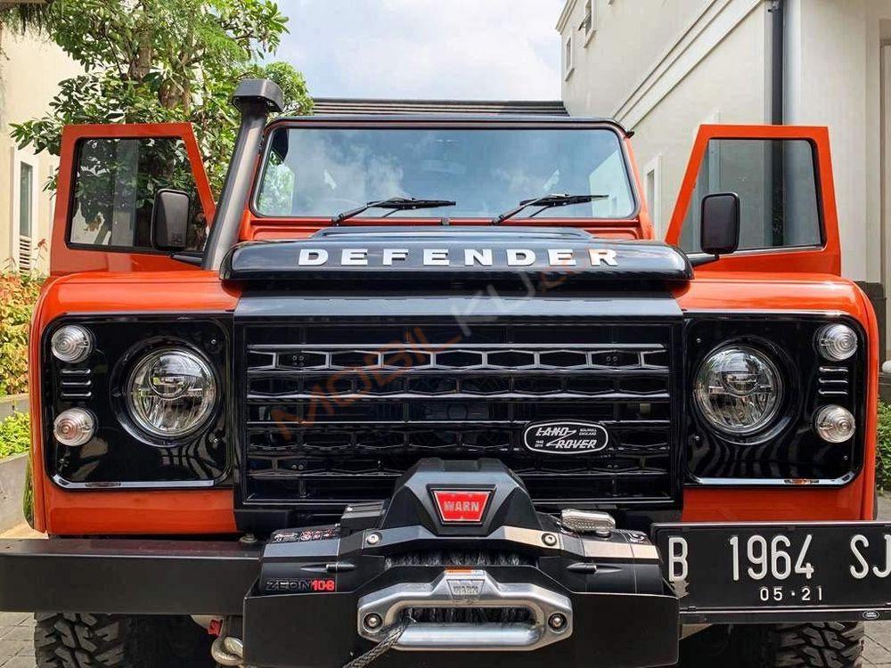 Mobil Land Rover Defender 2016