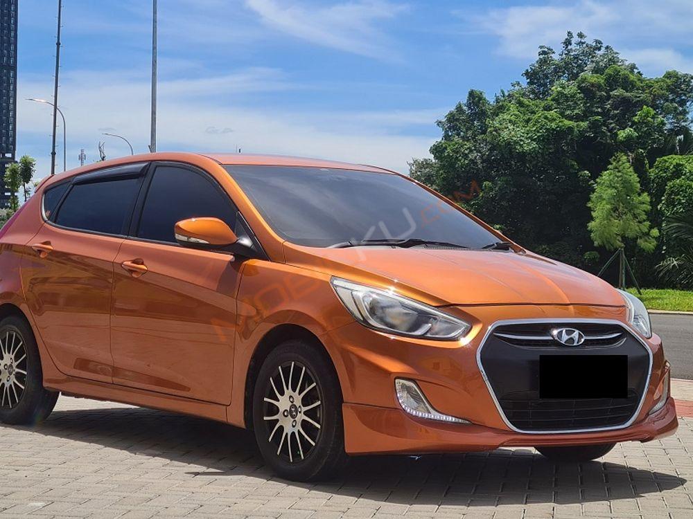 Mobil Hyundai Avega 2015