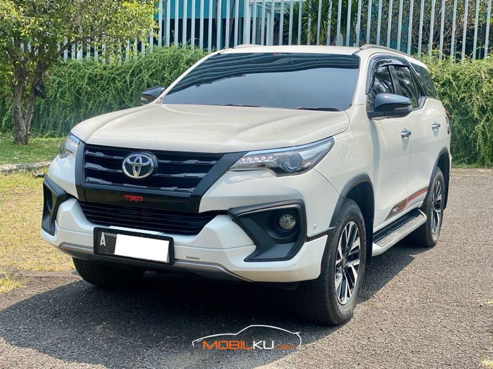 Mobil Toyota Fortuner 2018