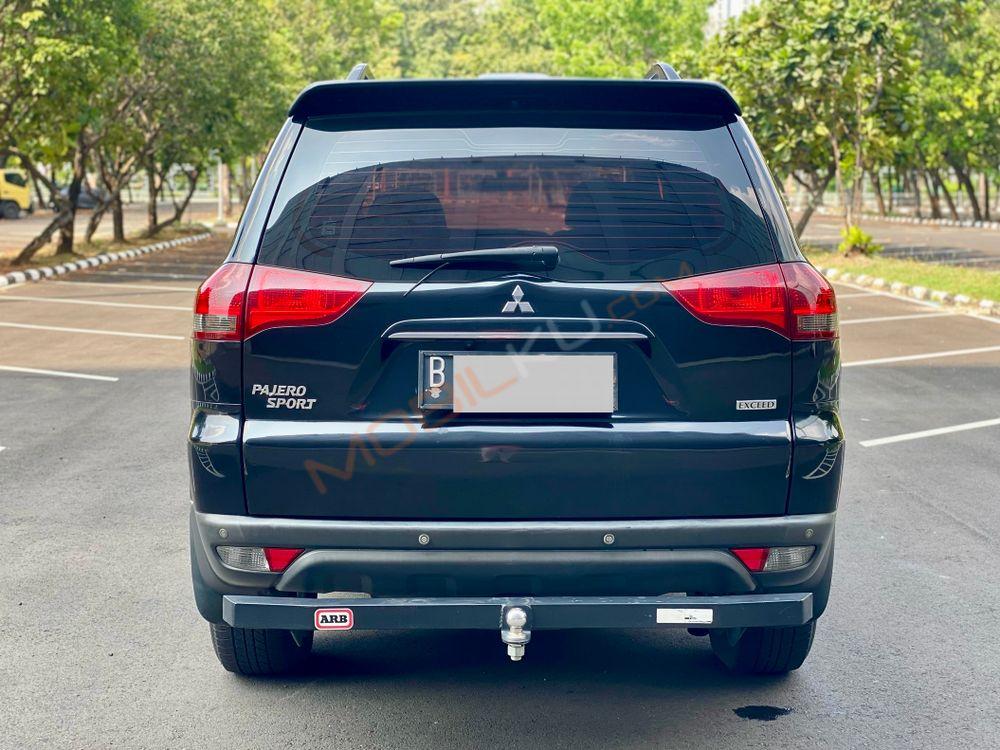 Mobil Mitsubishi Pajero Sport 2015