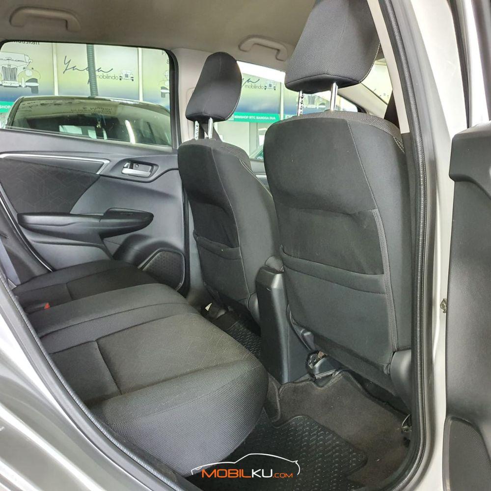 Mobil Honda Jazz 2015