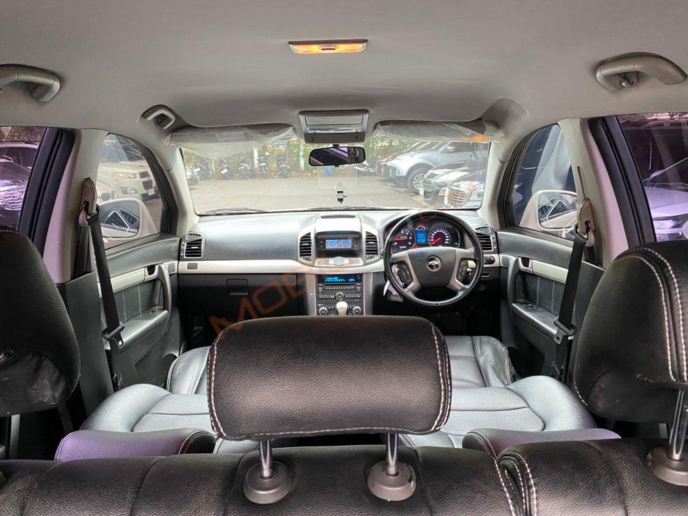 Mobil Chevrolet Captiva 2015