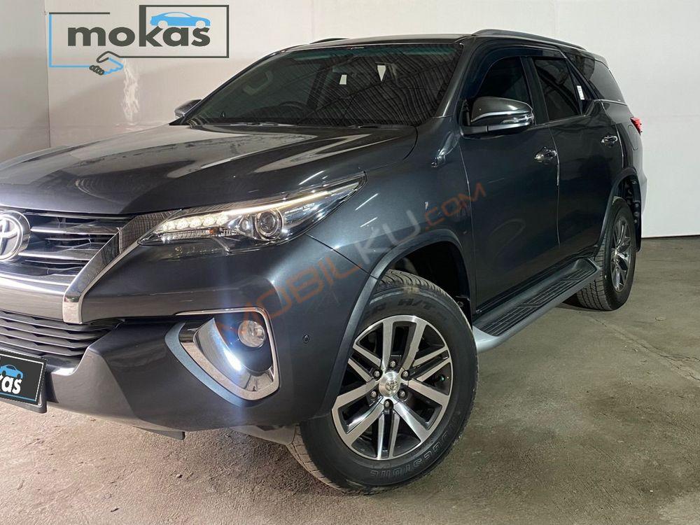 Mobil Toyota Fortuner 2018