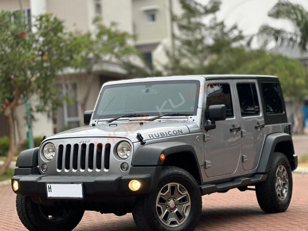 Mobil Jeep Wrangler 2014