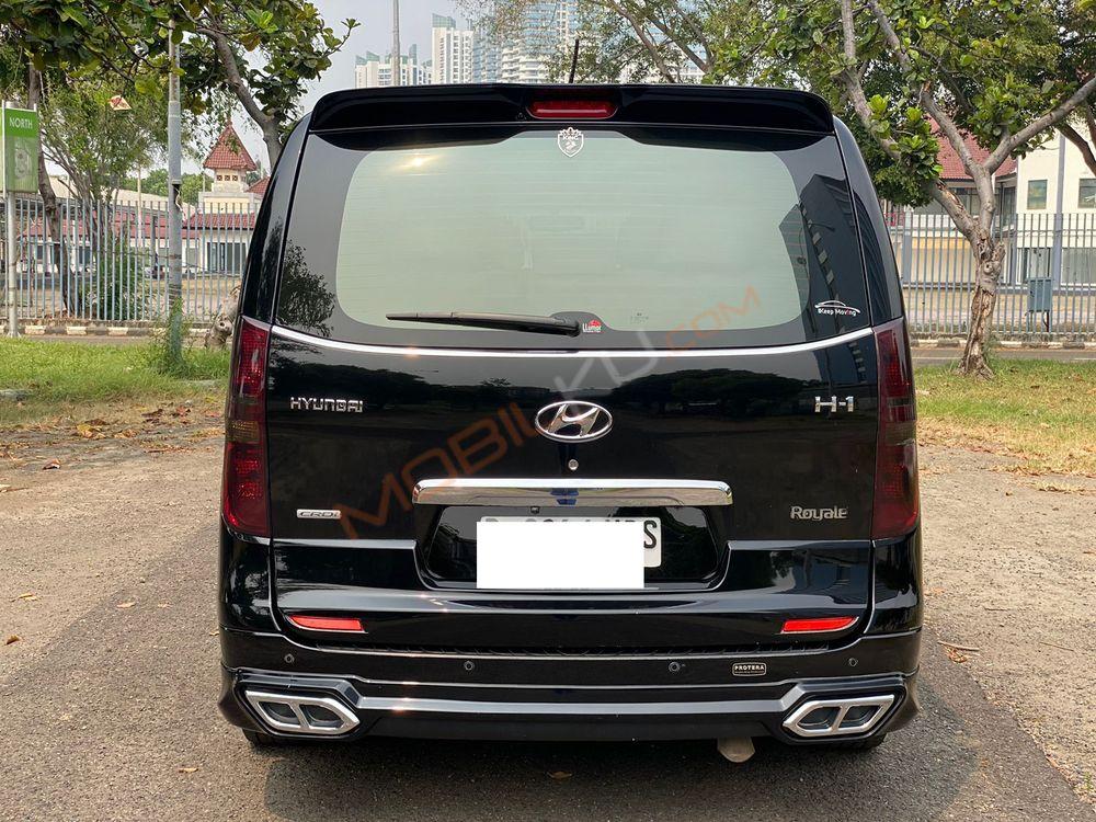 Mobil Hyundai H-1 2018