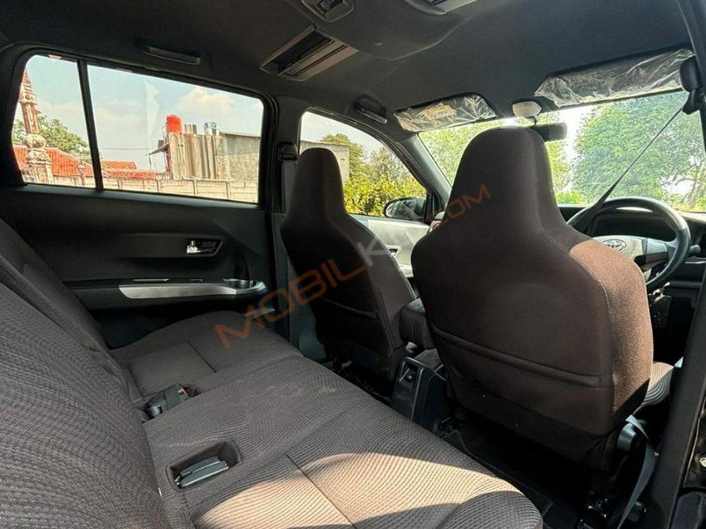 Mobil Toyota Calya 2022
