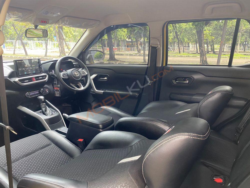 Mobil Toyota Raize 2022