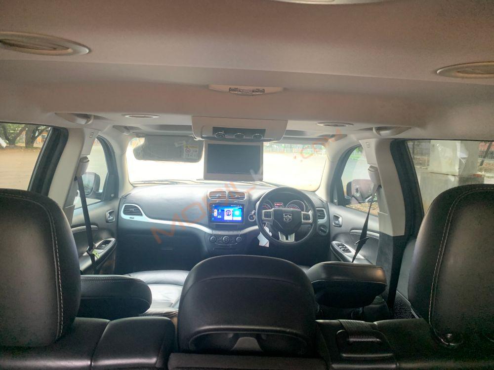 Mobil Dodge Journey 2014