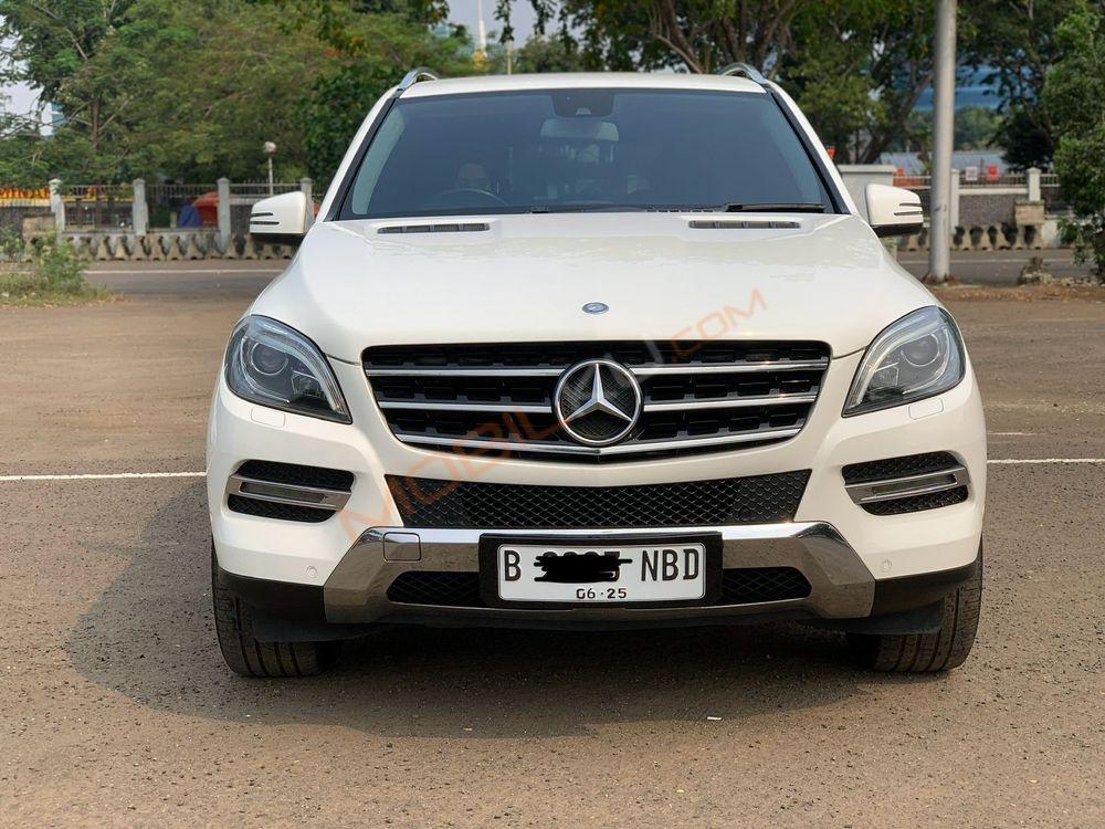 Mobil Mercedes-Benz ML 2015