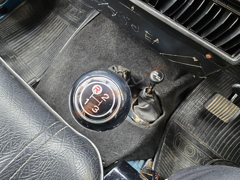 Mobil Toyota Land Cruiser 1995