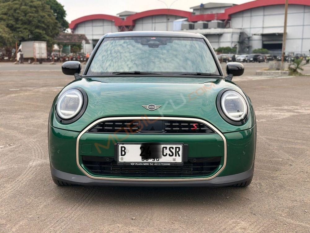 Mobil MINI 5-Door 2024