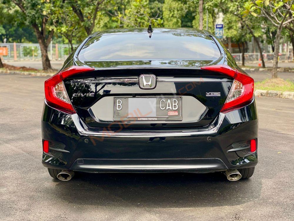 Mobil Honda Civic Sedan 2017