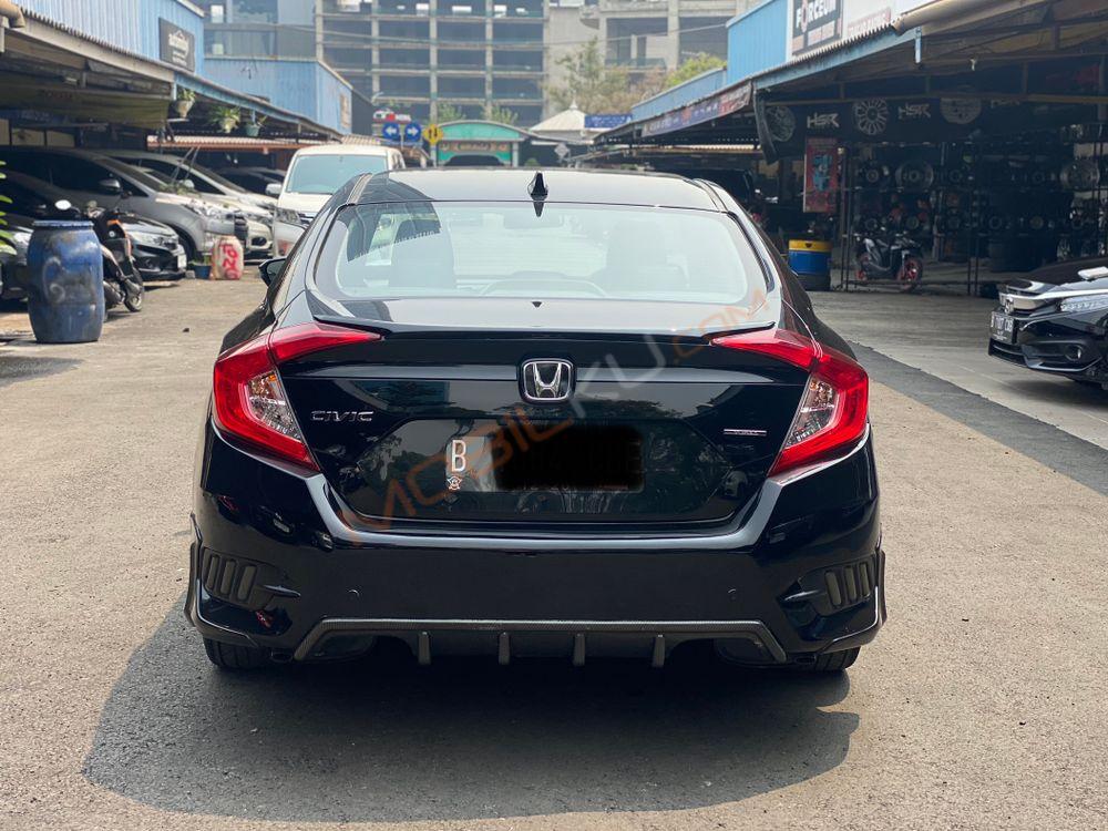Mobil Honda Civic Sedan 2017