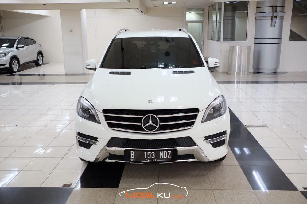 Mobil Mercedes-Benz ML 2015