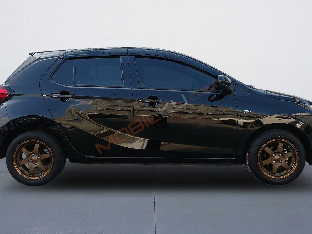 Mobil Toyota Agya 2023