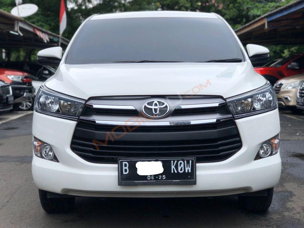 Mobil Toyota Kijang Innova 2020
