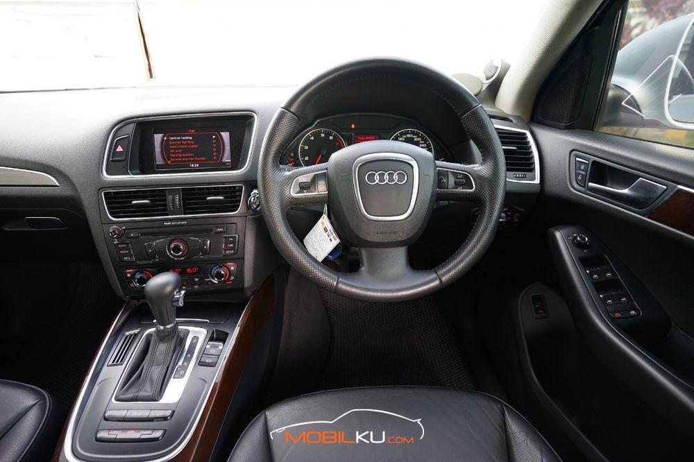 Mobil Audi Q5 2012