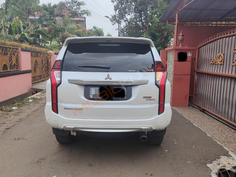 Mobil Mitsubishi Pajero Sport 2018