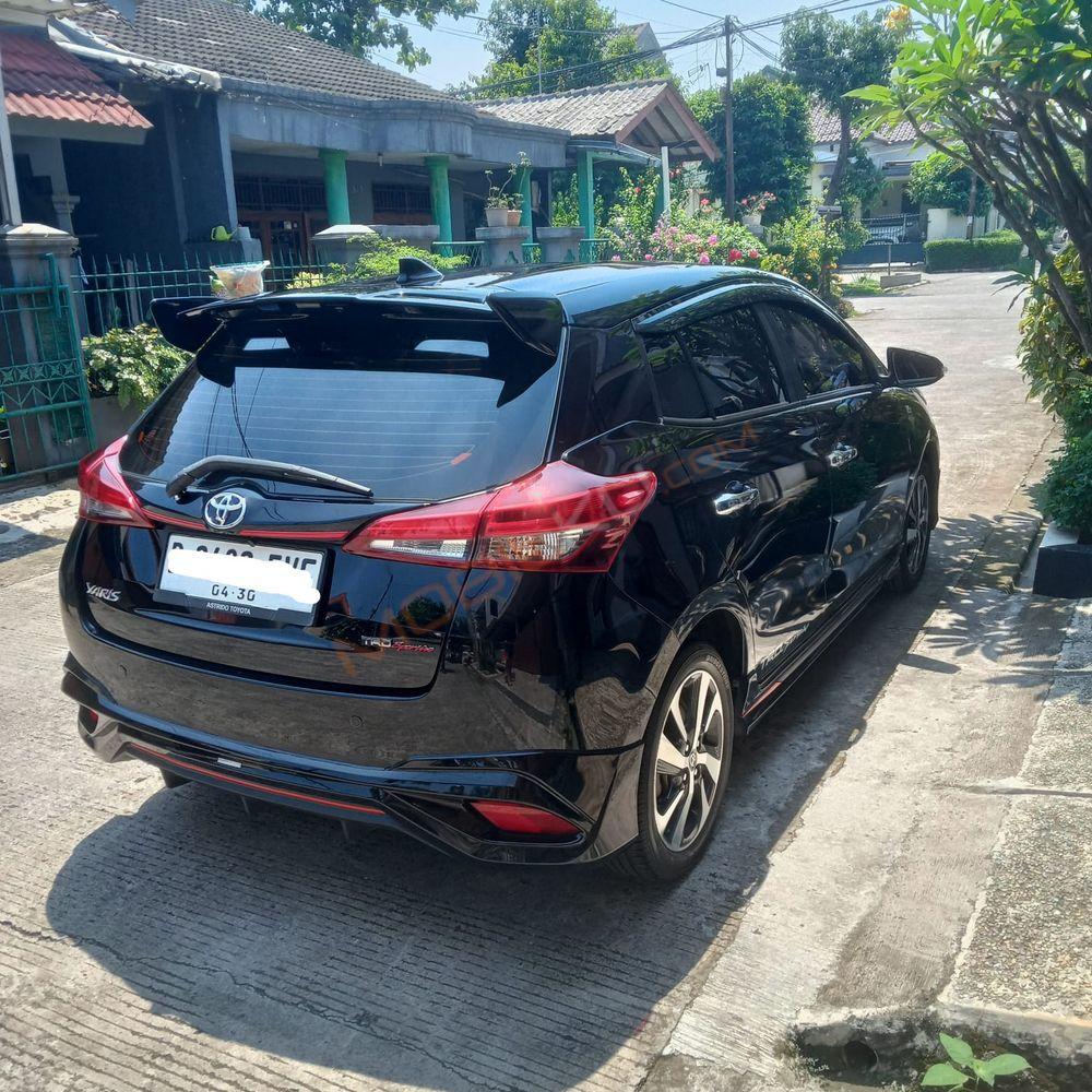 Mobil Toyota Yaris 2020