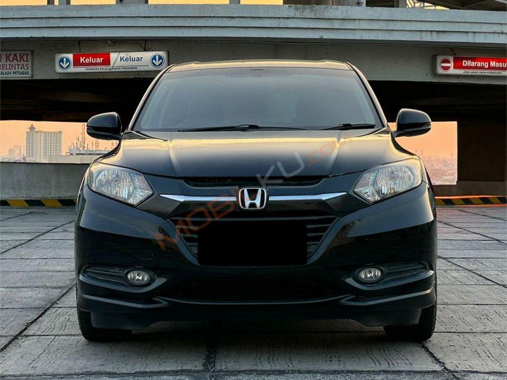 Mobil Honda HR-V 2015
