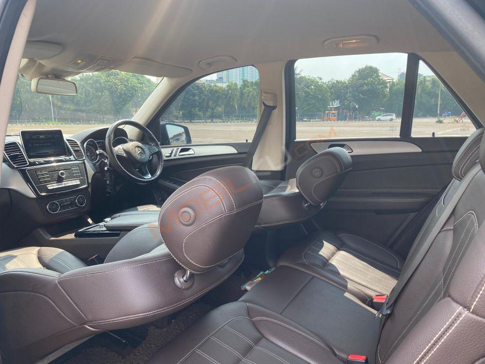 Mobil Mercedes-Benz GLE 2016